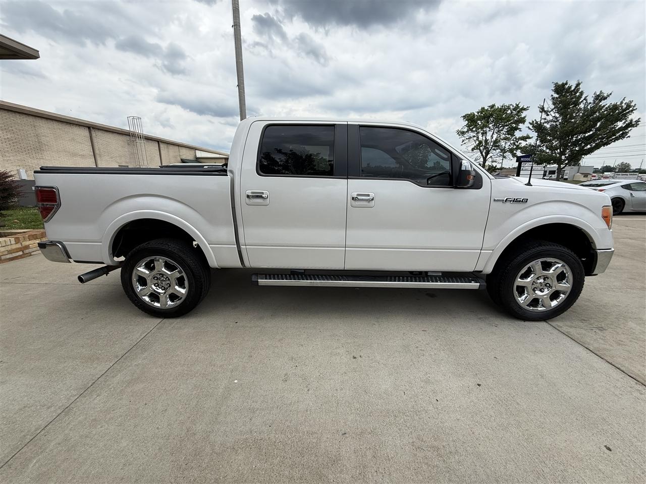 Ford F-150 Lariat SuperCrew 5.5-ft. Bed 4WD 2013