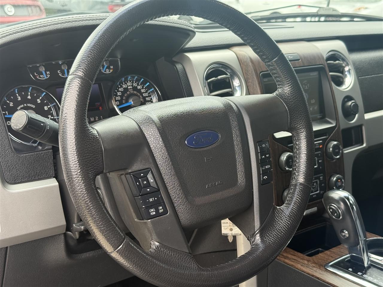 Ford F-150 Lariat SuperCrew 5.5-ft. Bed 4WD 2013