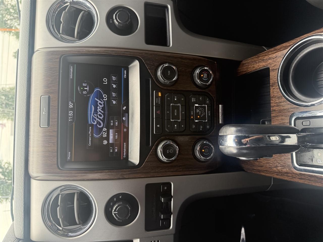 Ford F-150 Lariat SuperCrew 5.5-ft. Bed 4WD 2013