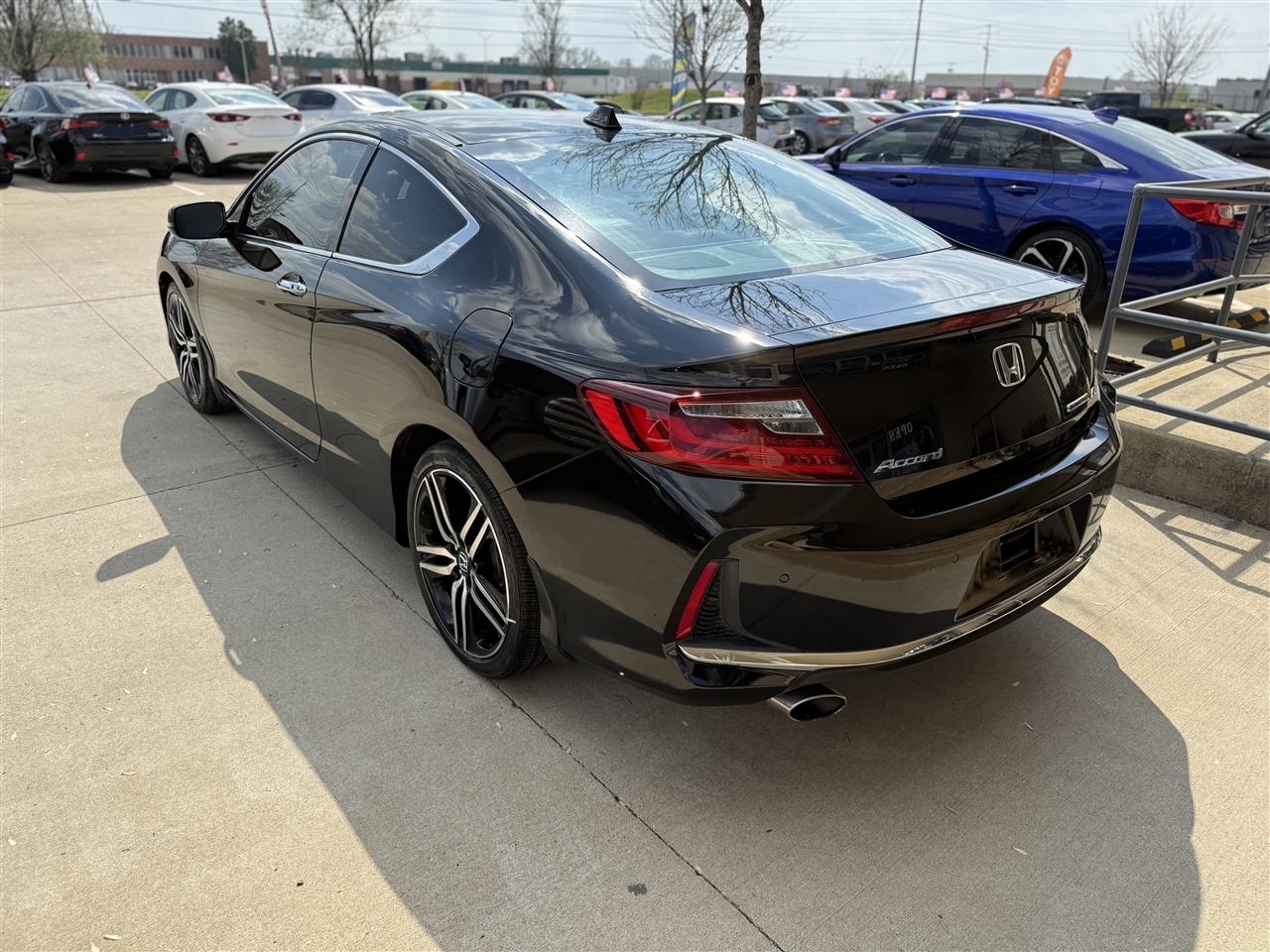 Honda Accord Touring V6 Coupe AT 2016