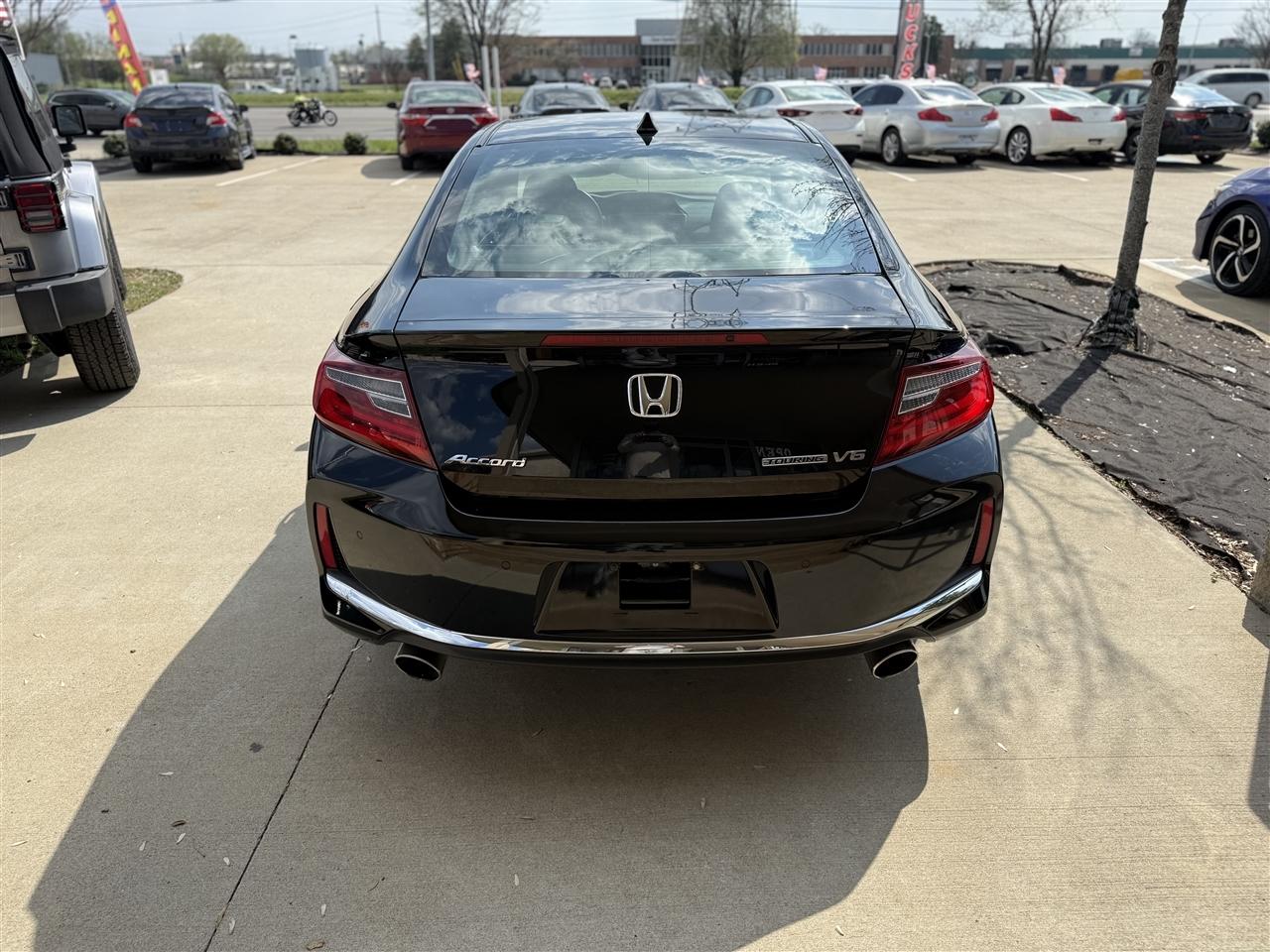 Honda Accord Touring V6 Coupe AT 2016