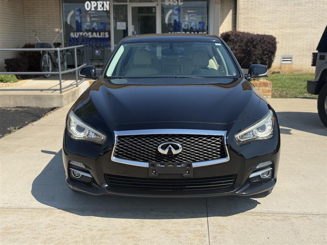 Infiniti Q50 Premium AWD 2015