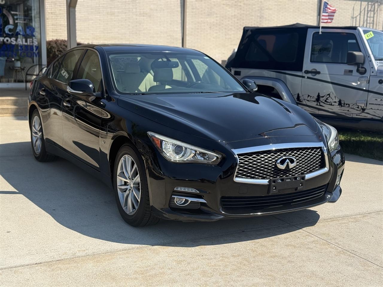 Infiniti Q50 Premium AWD 2015