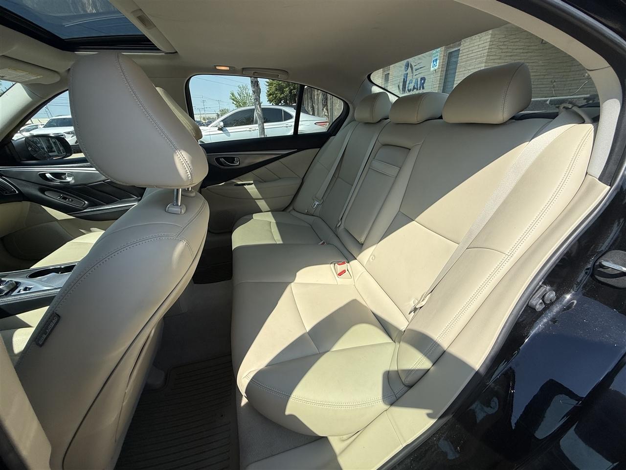 Infiniti Q50 Premium AWD 2015