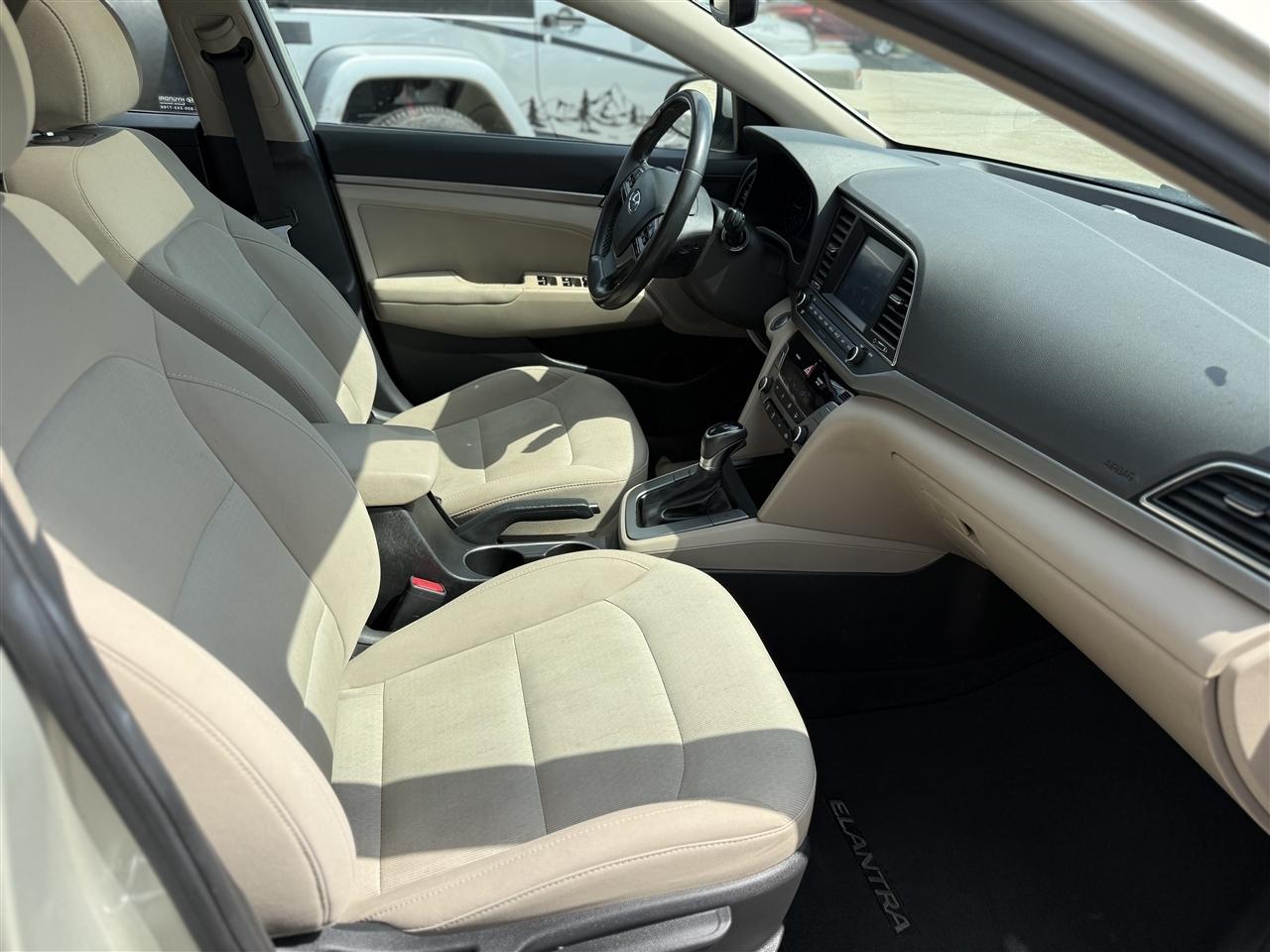 Hyundai Elantra Limited 2018