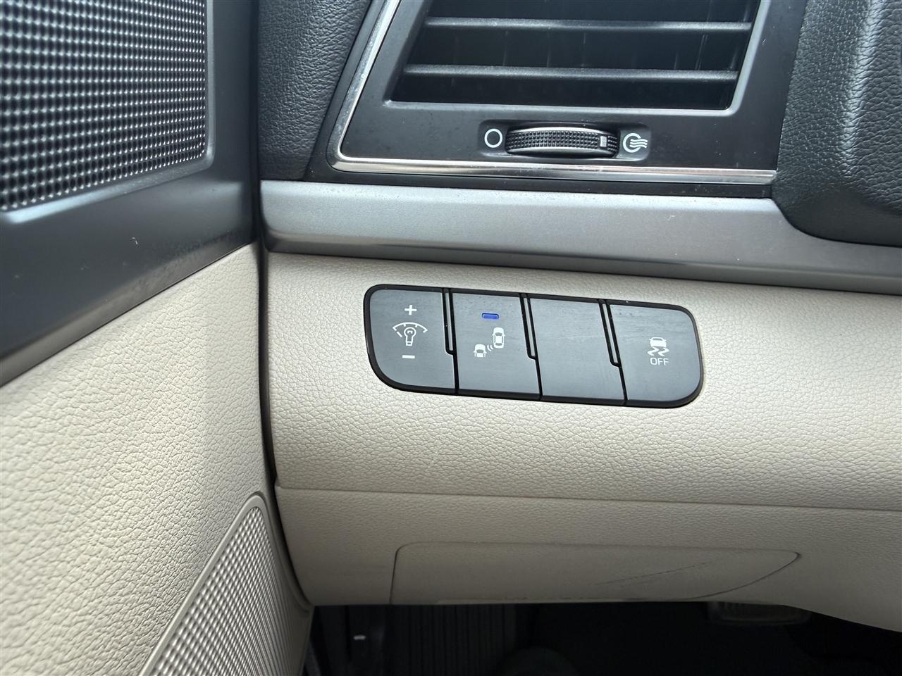 Hyundai Elantra Limited 2018