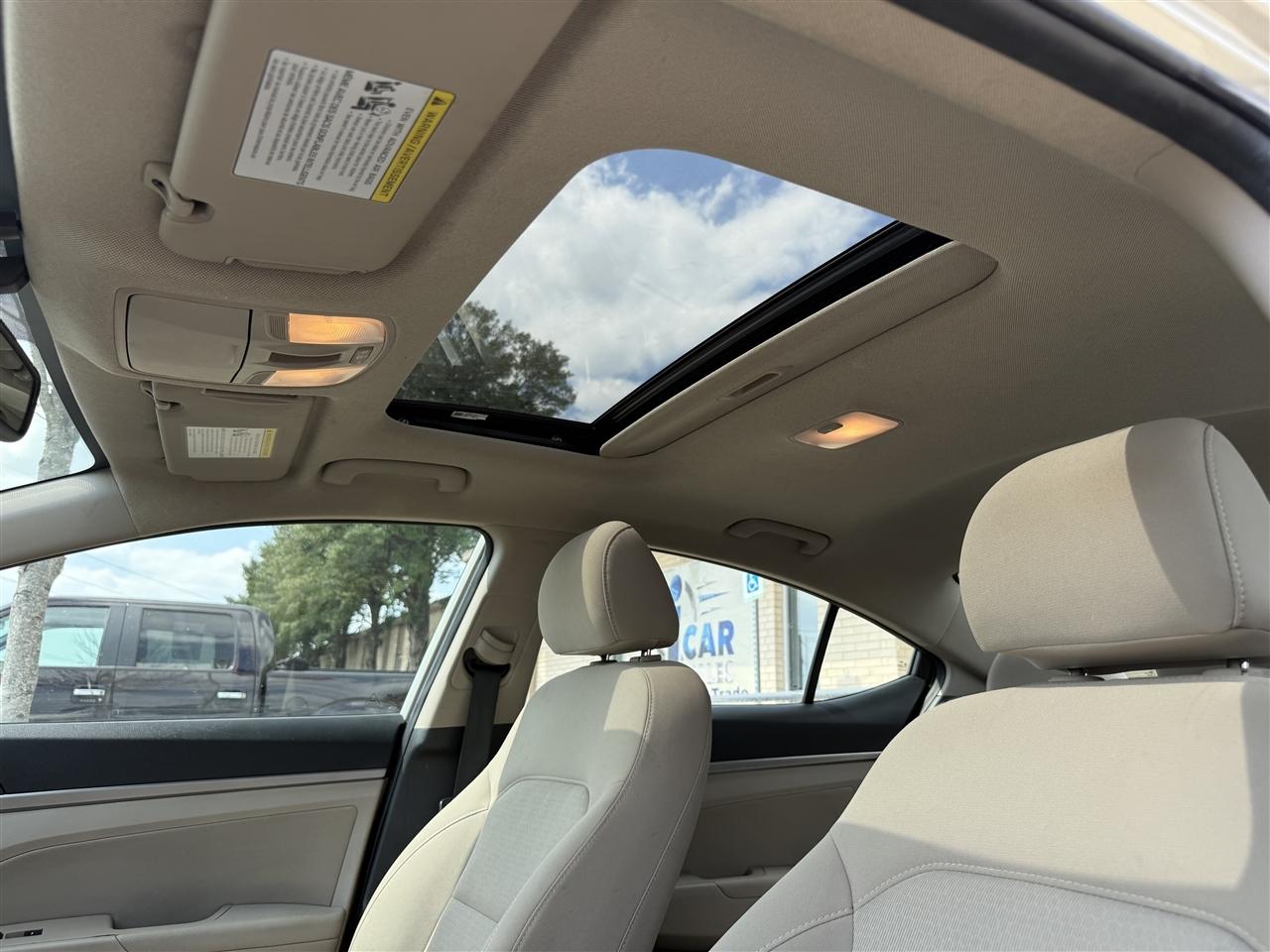 Hyundai Elantra Limited 2018