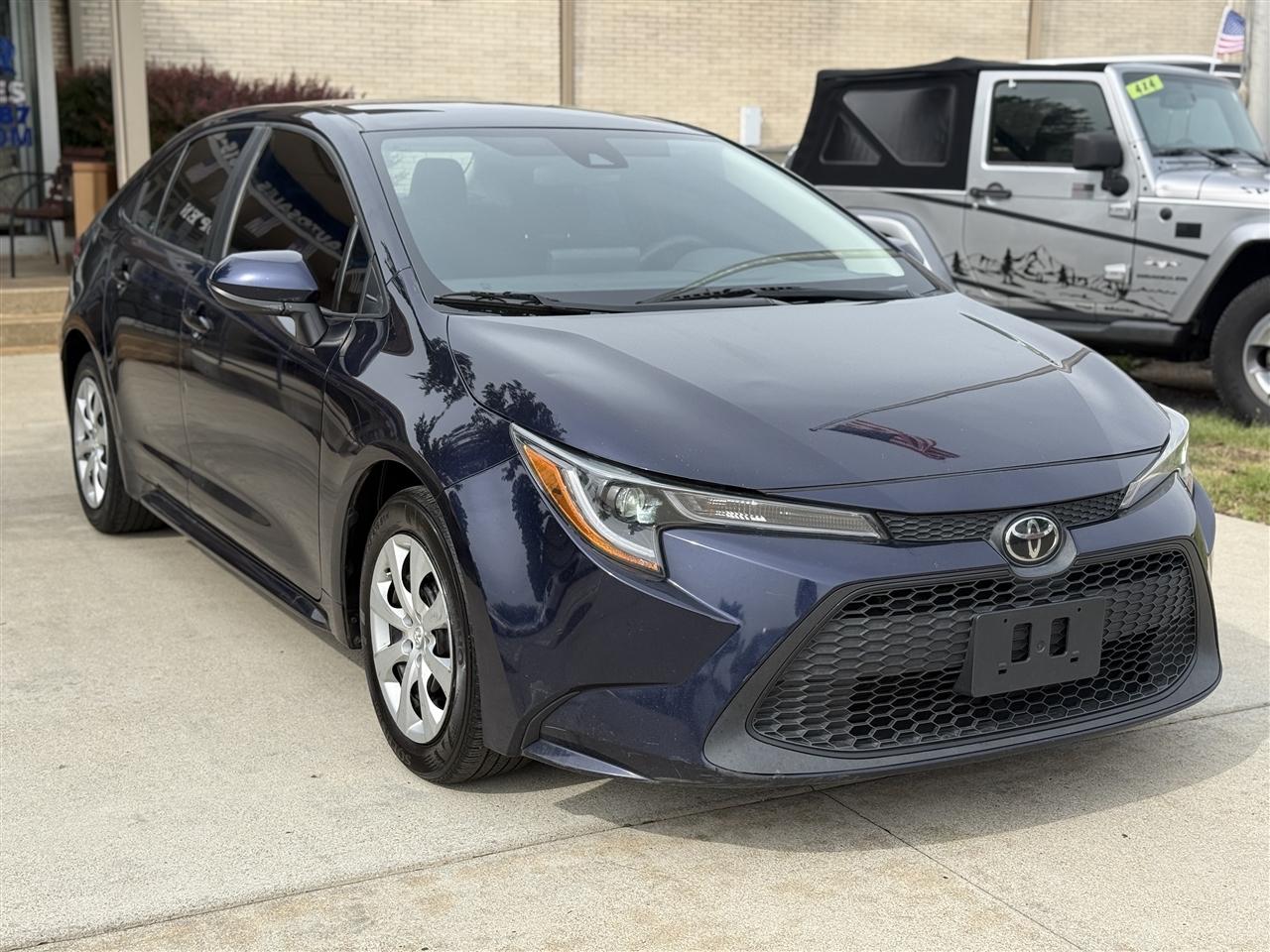 Toyota Corolla LE 2022