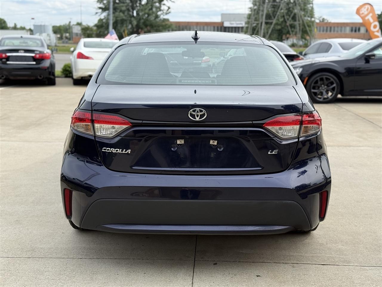 Toyota Corolla LE 2022