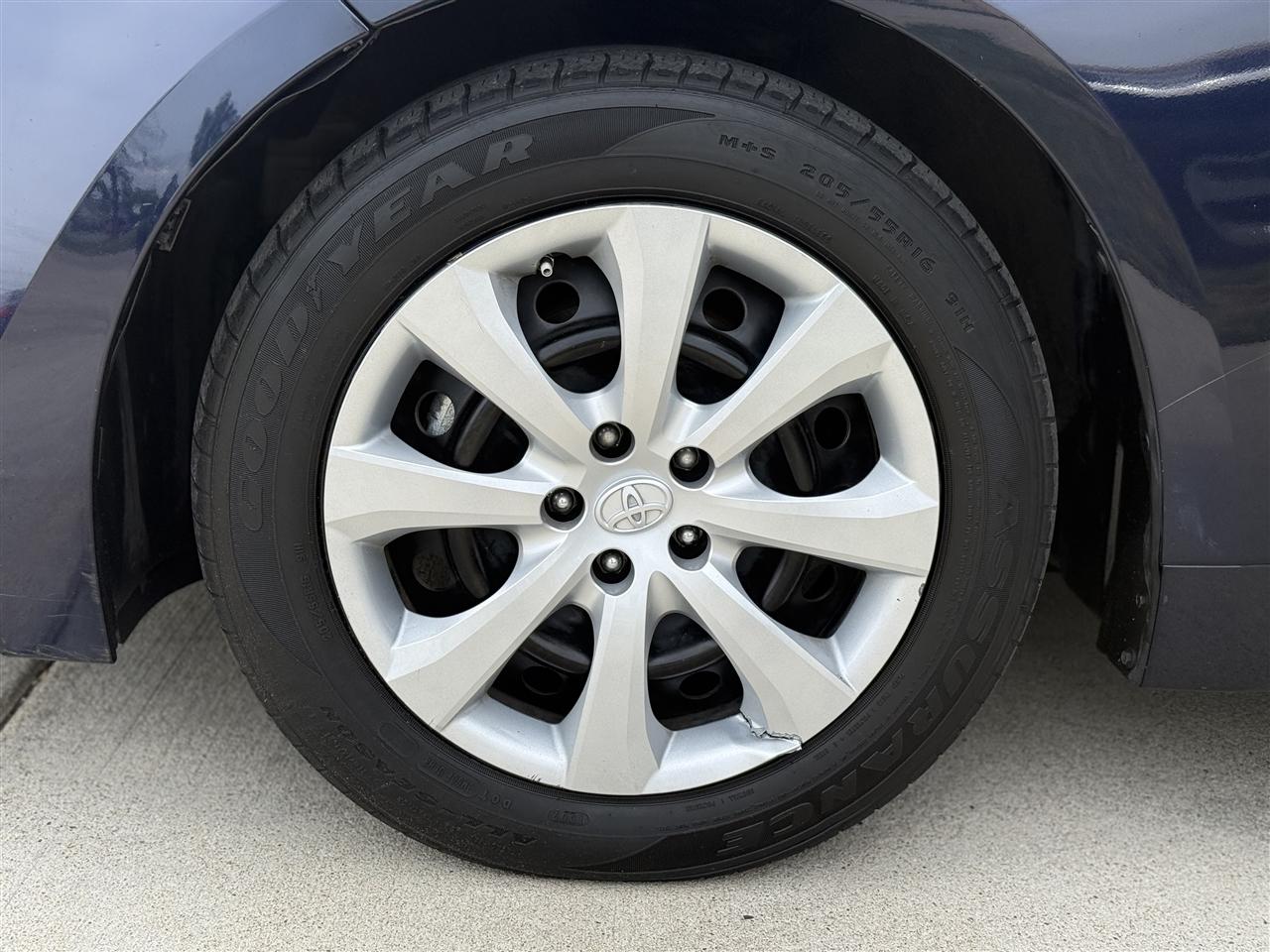 Toyota Corolla LE 2022