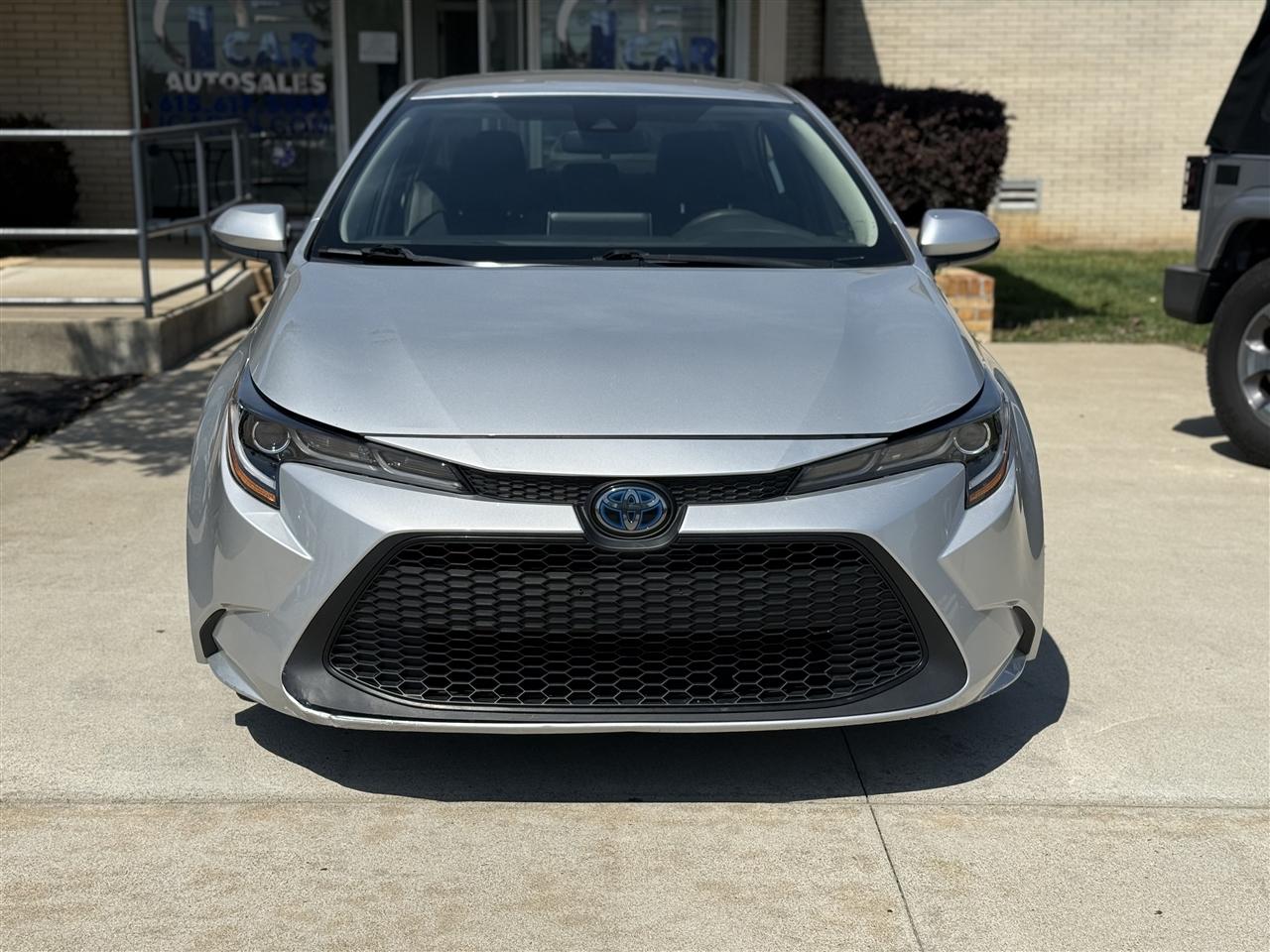 Toyota Corolla LE Hybrid 2021