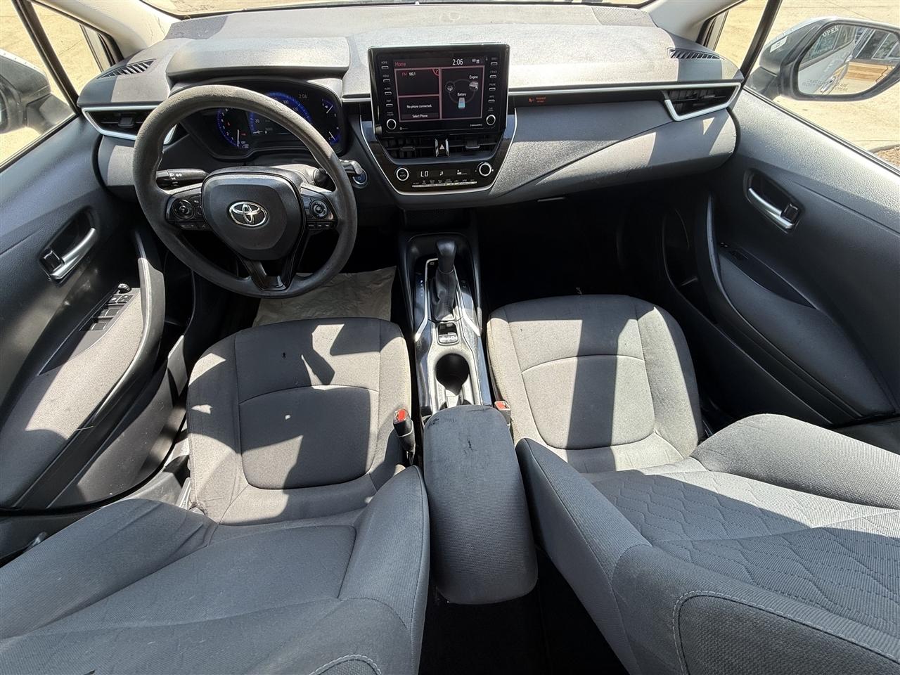 Toyota Corolla LE Hybrid 2021