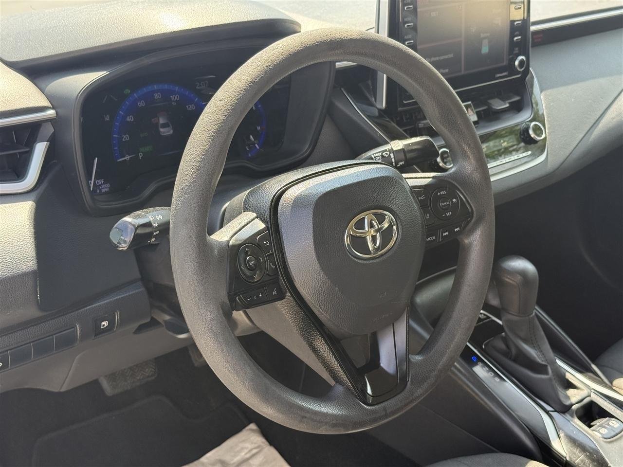 Toyota Corolla LE Hybrid 2021