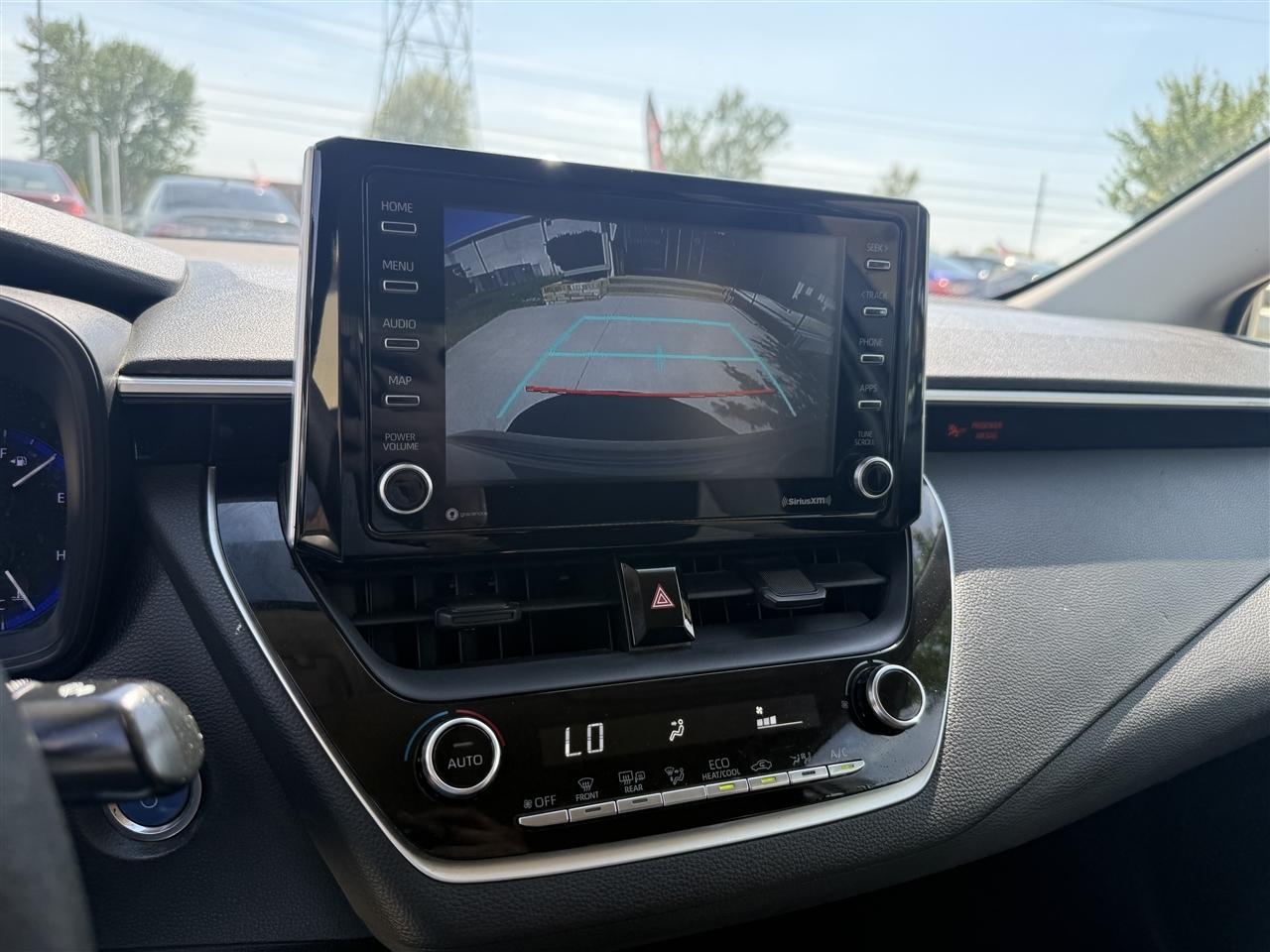 Toyota Corolla LE Hybrid 2021