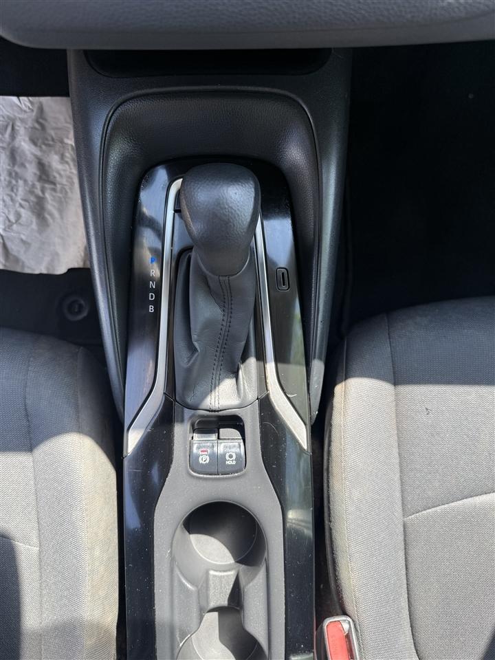 Toyota Corolla LE Hybrid 2021