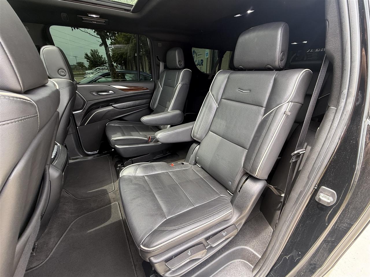 Cadillac Escalade ESV Premium Luxury 4WD 2022