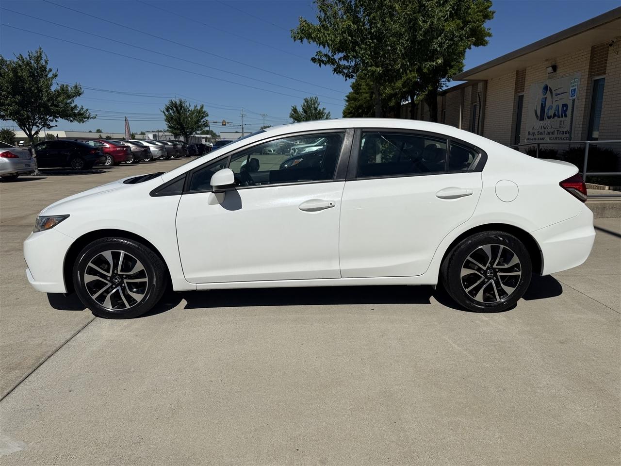 Honda Civic EX Sedan 5-Speed AT 2013