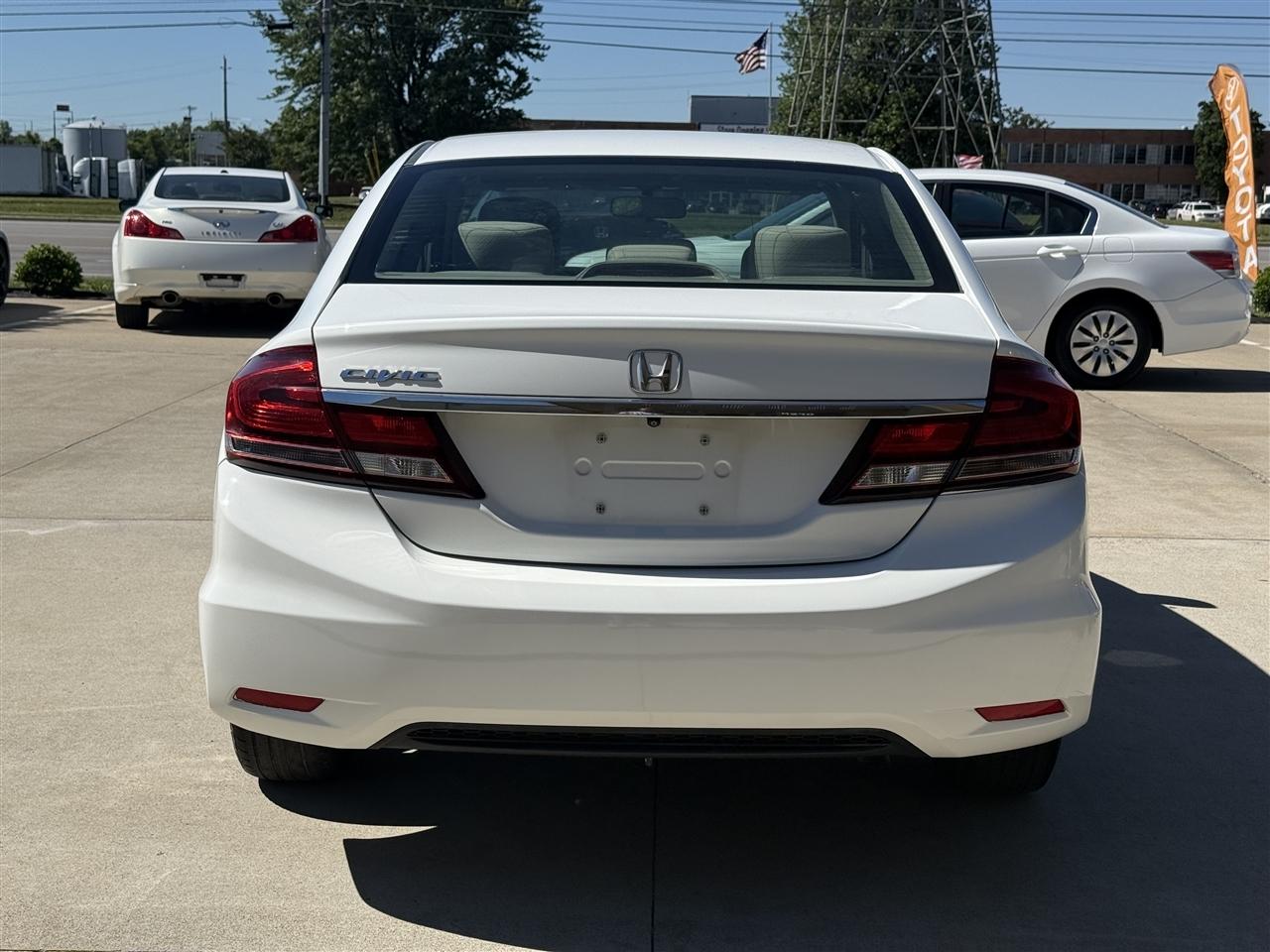 Honda Civic EX Sedan 5-Speed AT 2013