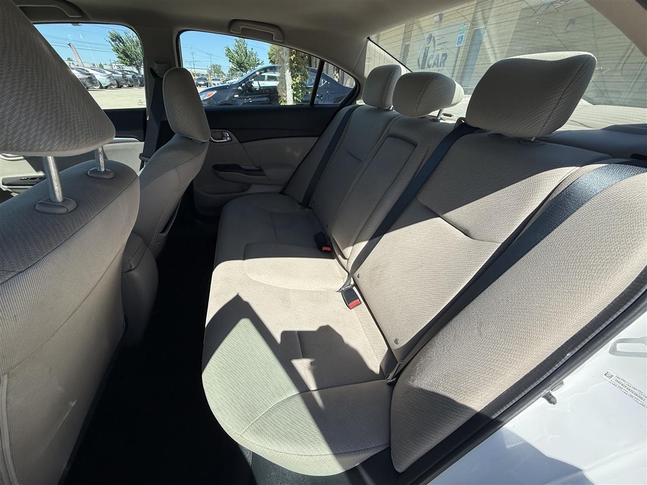 Honda Civic EX Sedan 5-Speed AT 2013