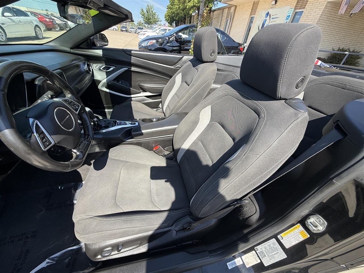 Chevrolet Camaro 1LT Convertible 8A 2019
