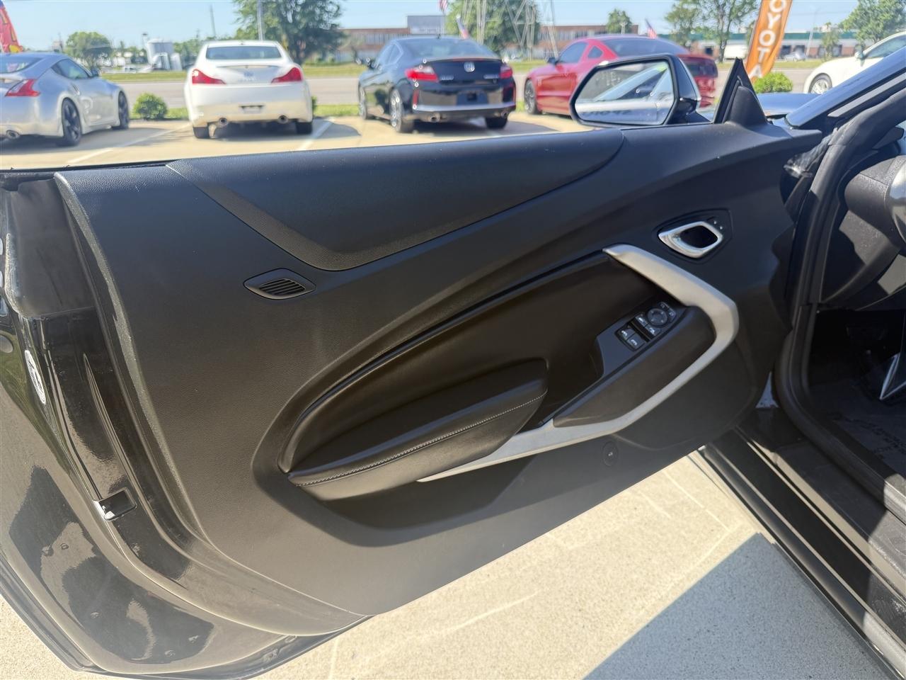 Chevrolet Camaro 1LT Convertible 8A 2019