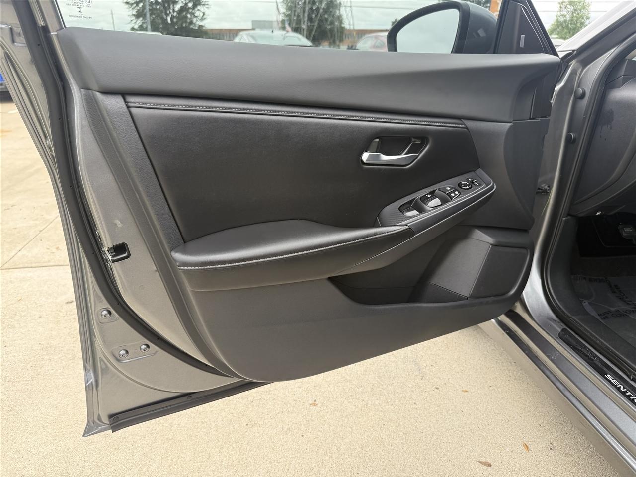 Nissan Sentra SV 2023