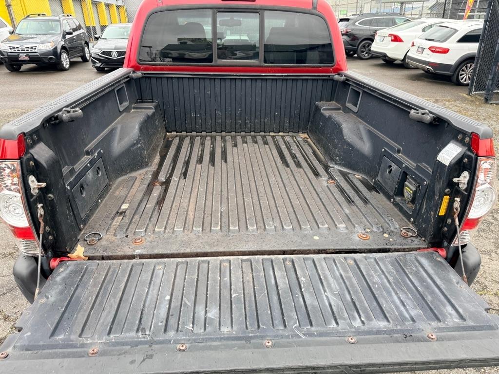 Toyota Tacoma 4WD SR5 Double Cab 6' Bed AT (Natl) 2009