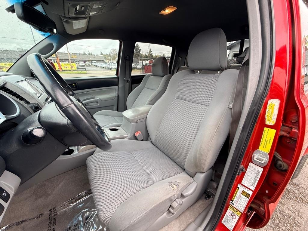 Toyota Tacoma 4WD SR5 Double Cab 6' Bed AT (Natl) 2009