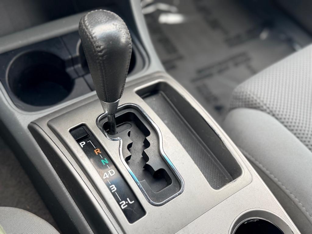 Toyota Tacoma 4WD SR5 Double Cab 6' Bed AT (Natl) 2009