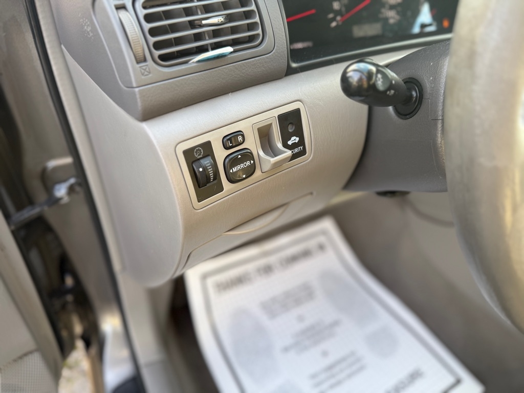 Toyota Corolla CE 2006