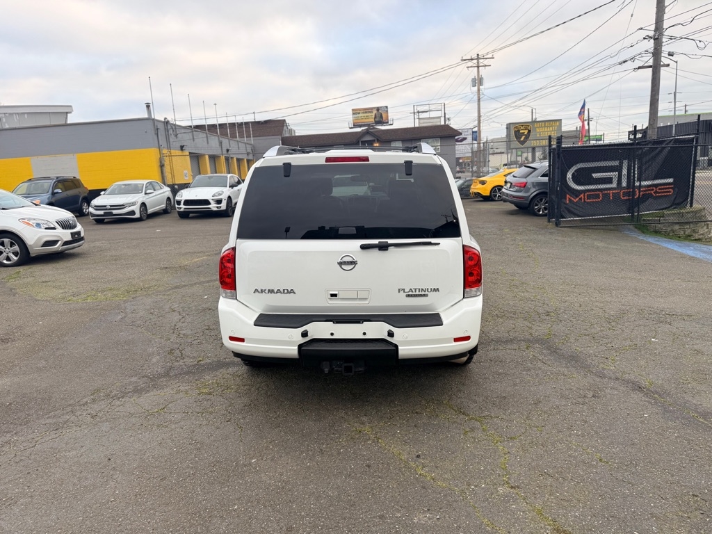 Nissan Armada Platinum Reserve 4WD 2013