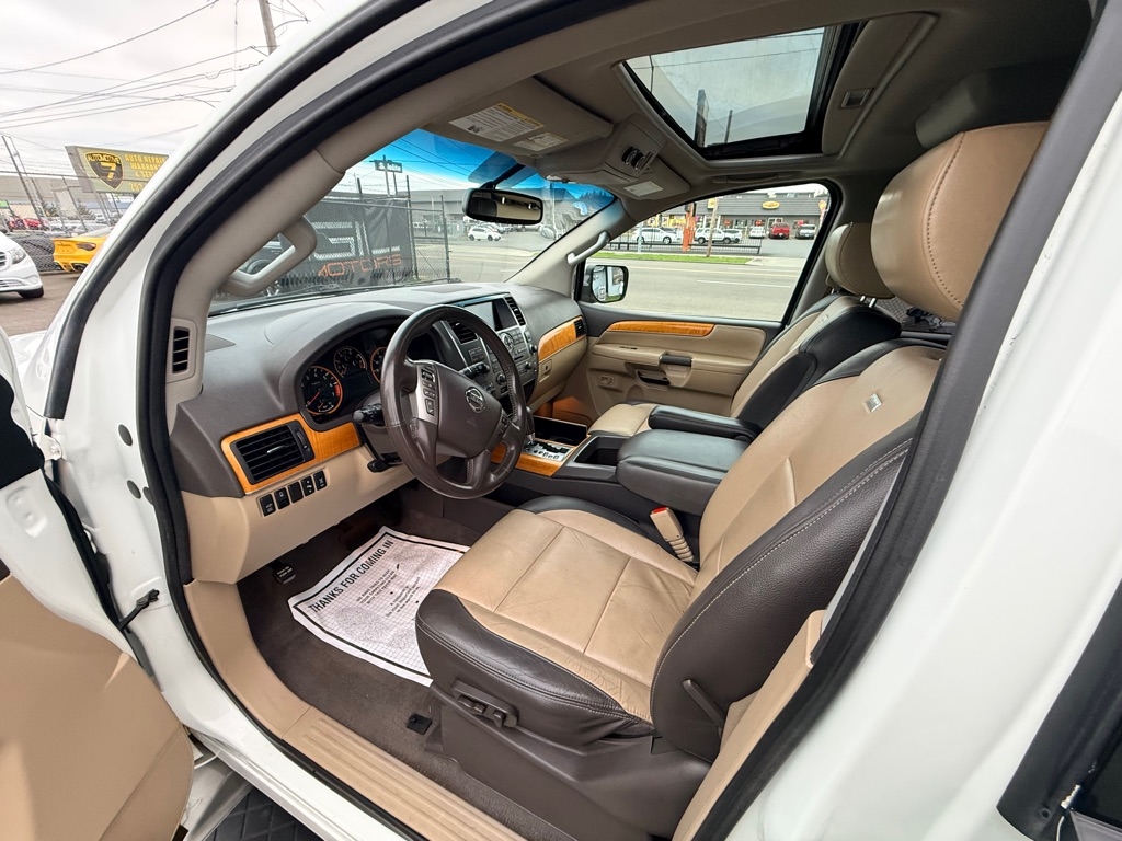 Nissan Armada Platinum Reserve 4WD 2013