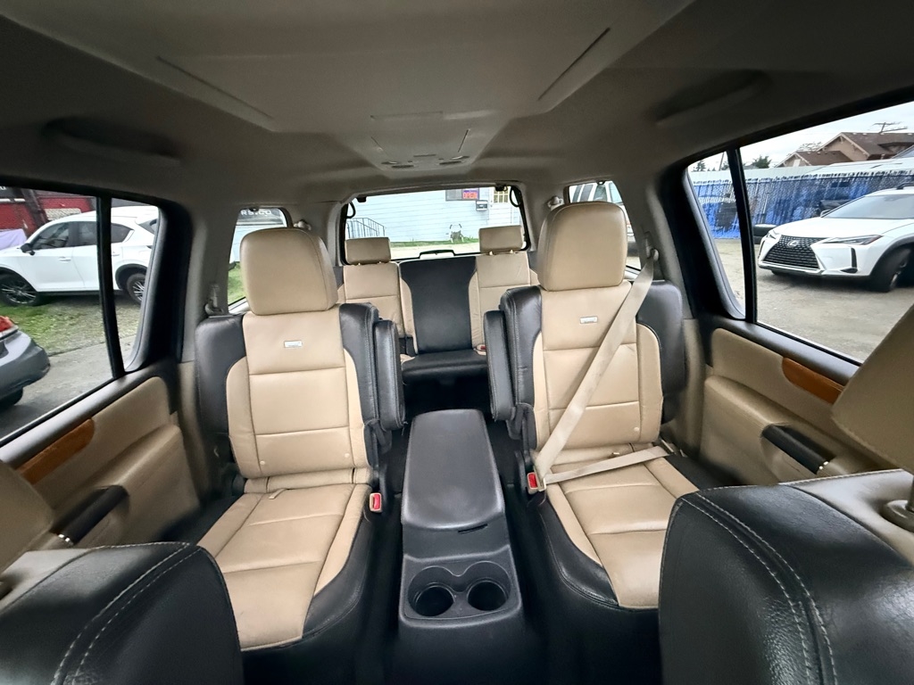 Nissan Armada Platinum Reserve 4WD 2013