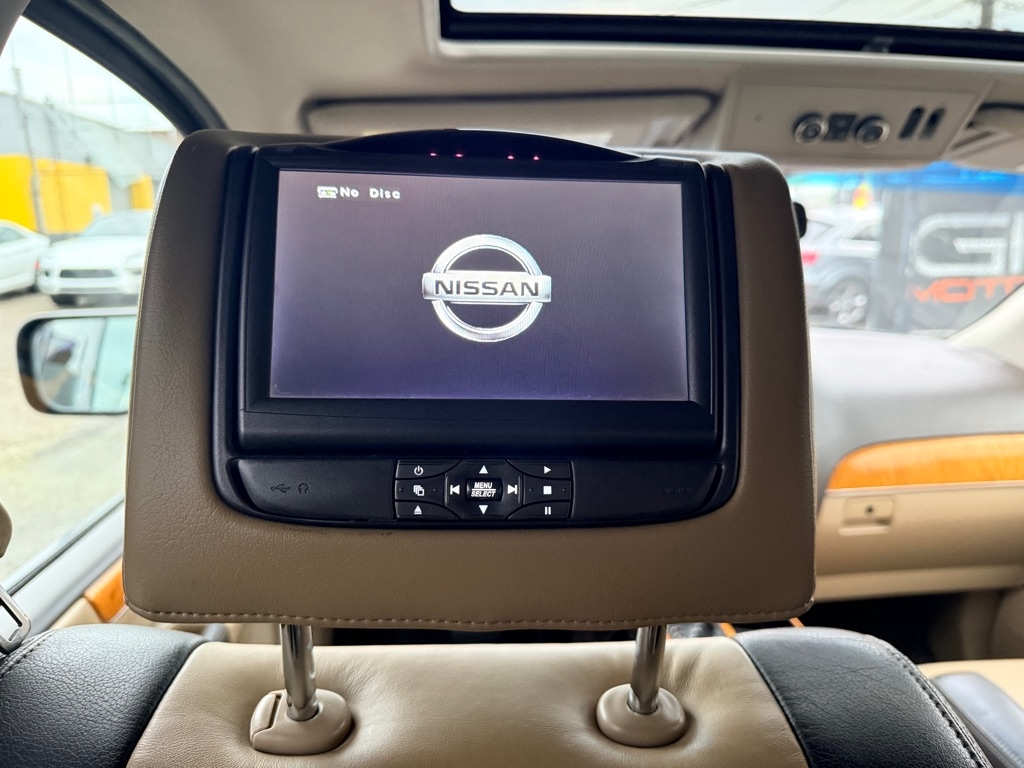 Nissan Armada Platinum Reserve 4WD 2013