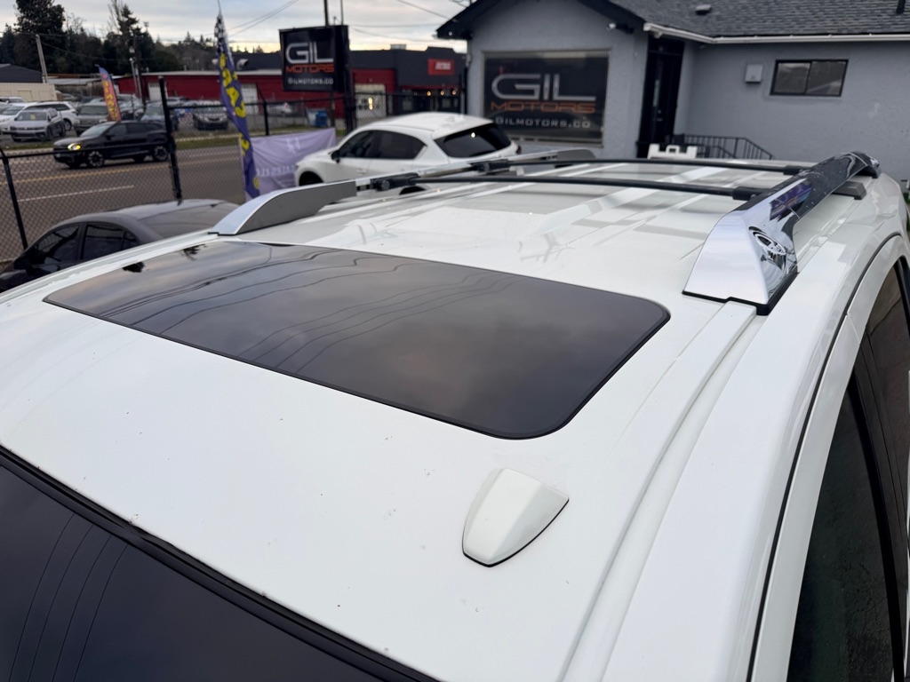 Nissan Armada Platinum Reserve 4WD 2013