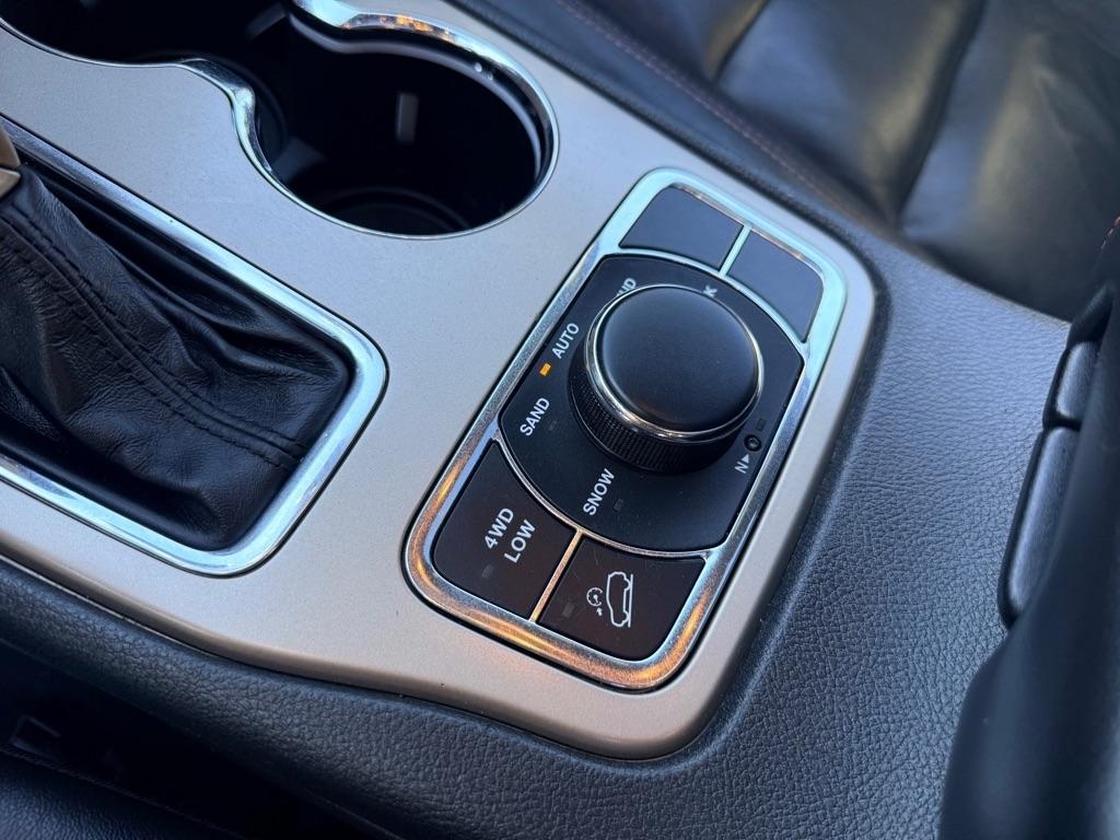 Jeep Grand Cherokee Limited 4WD 2016