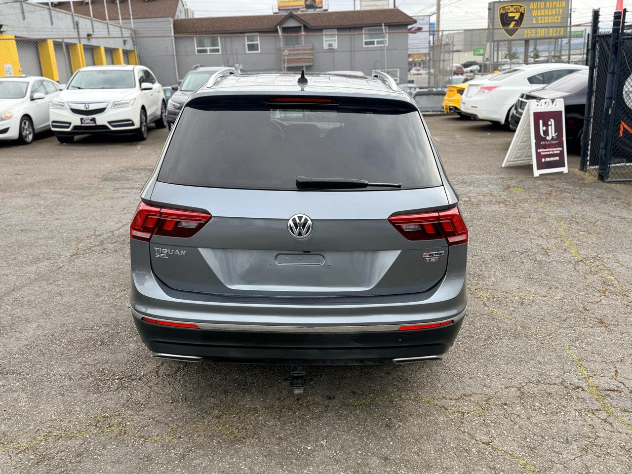 Volkswagen Tiguan SEL Premium 4D SUV 4Motion 2018