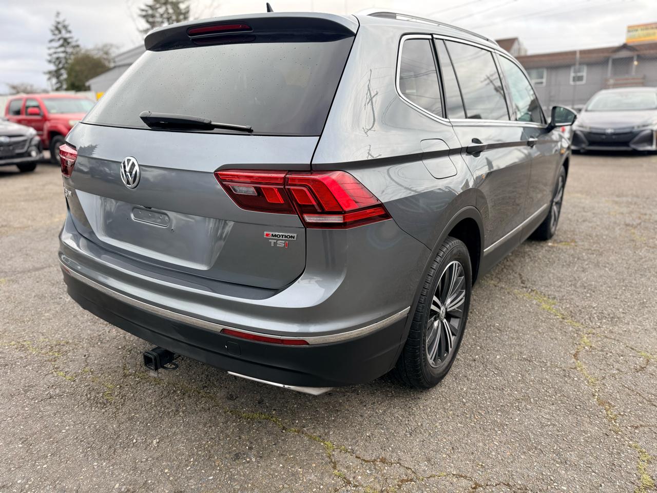 Volkswagen Tiguan SEL Premium 4D SUV 4Motion 2018