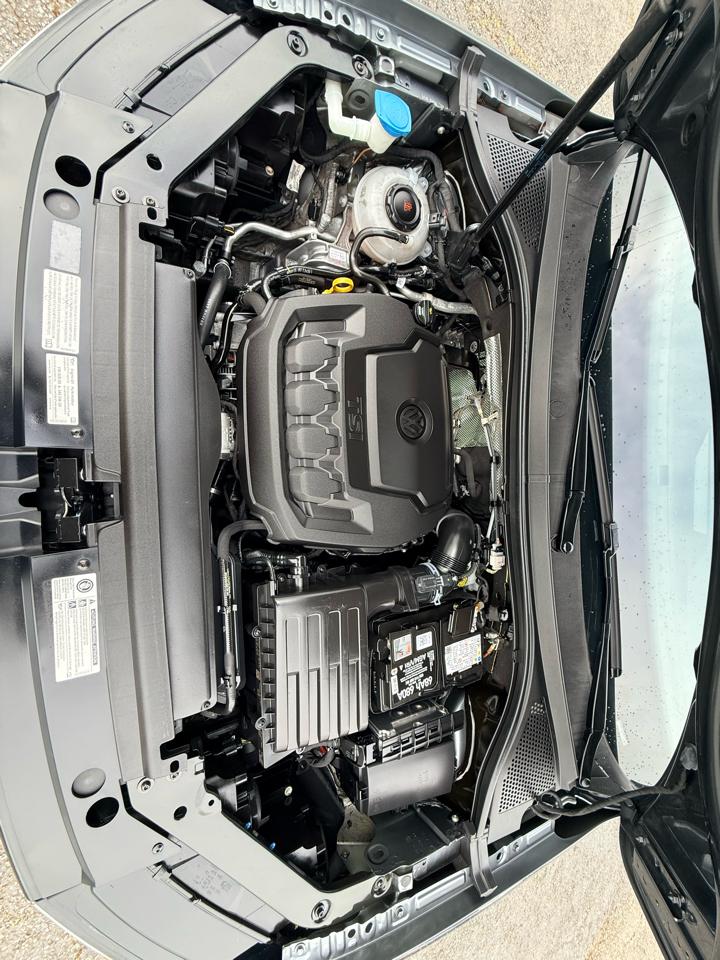 Volkswagen Tiguan SEL Premium 4D SUV 4Motion 2018