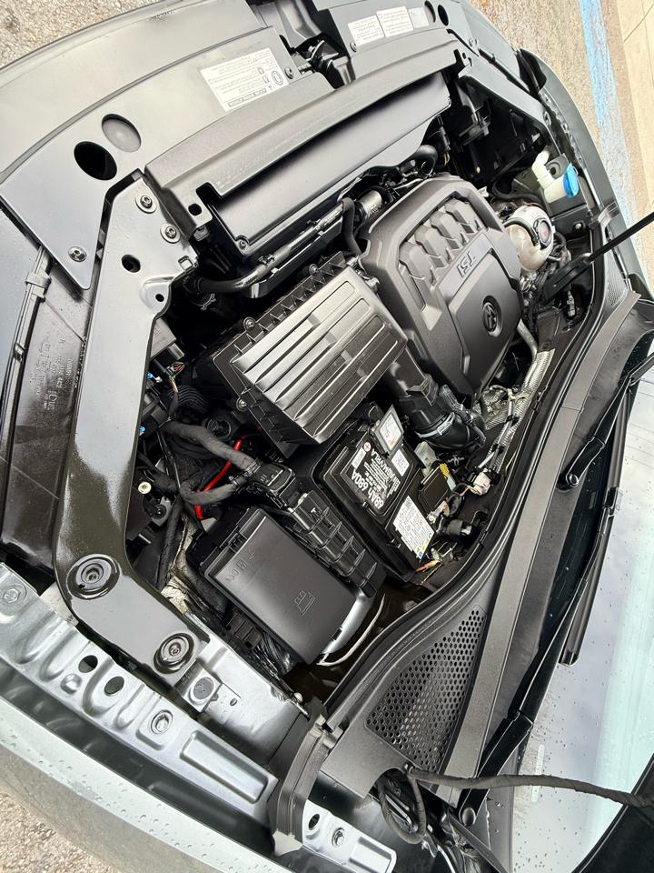 Volkswagen Tiguan SEL Premium 4D SUV 4Motion 2018