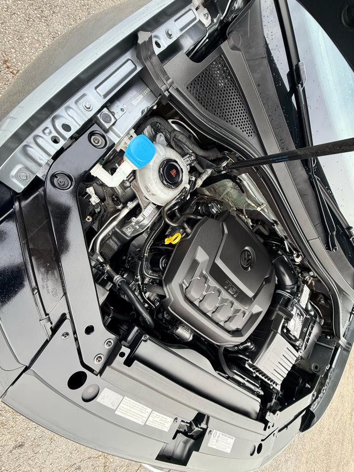 Volkswagen Tiguan SEL Premium 4D SUV 4Motion 2018