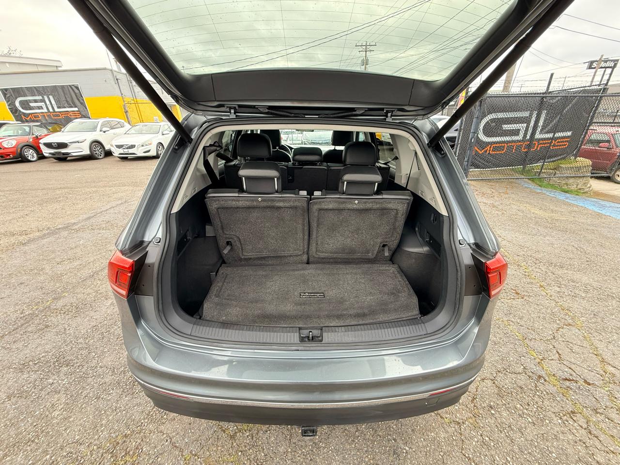 Volkswagen Tiguan SEL Premium 4D SUV 4Motion 2018