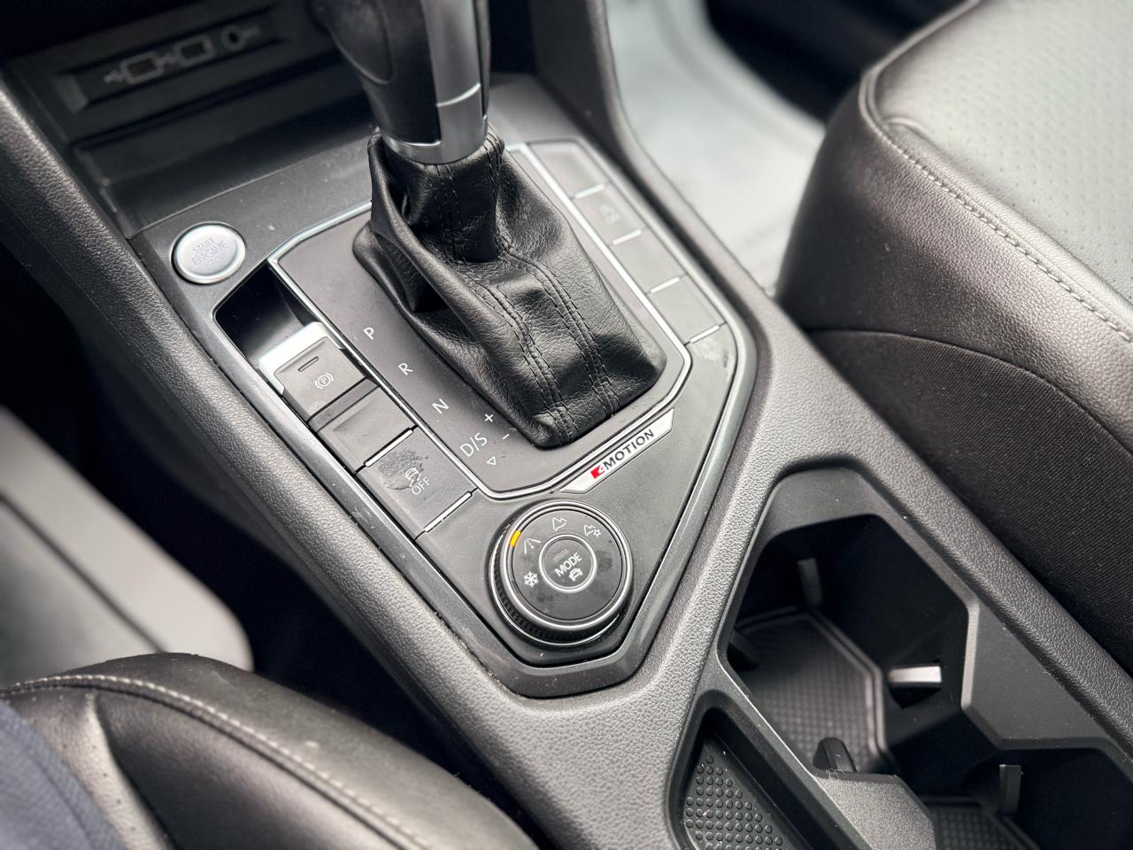 Volkswagen Tiguan SEL Premium 4D SUV 4Motion 2018