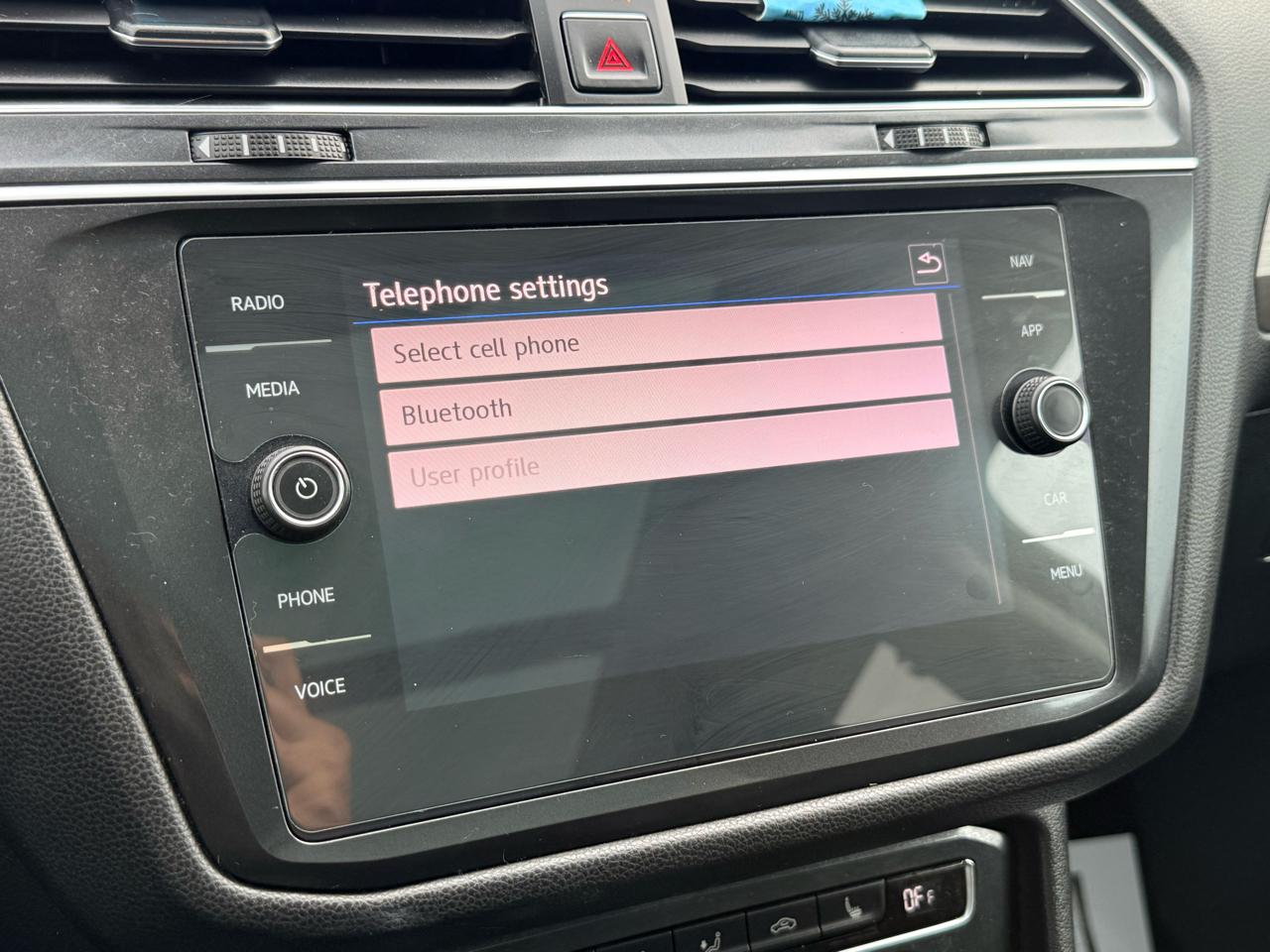 Volkswagen Tiguan SEL Premium 4D SUV 4Motion 2018