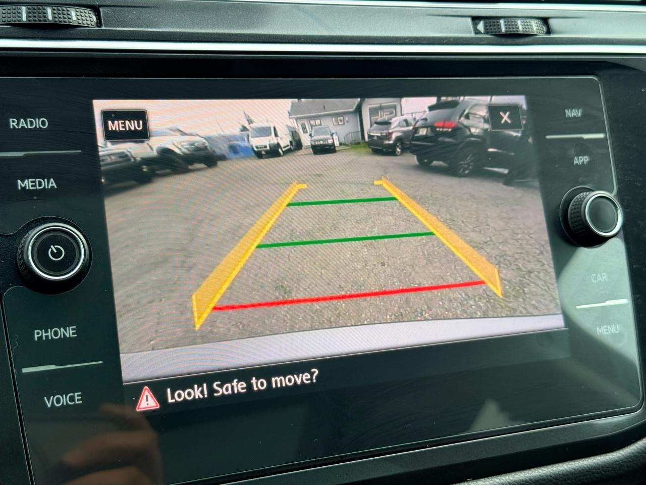 Volkswagen Tiguan SEL Premium 4D SUV 4Motion 2018