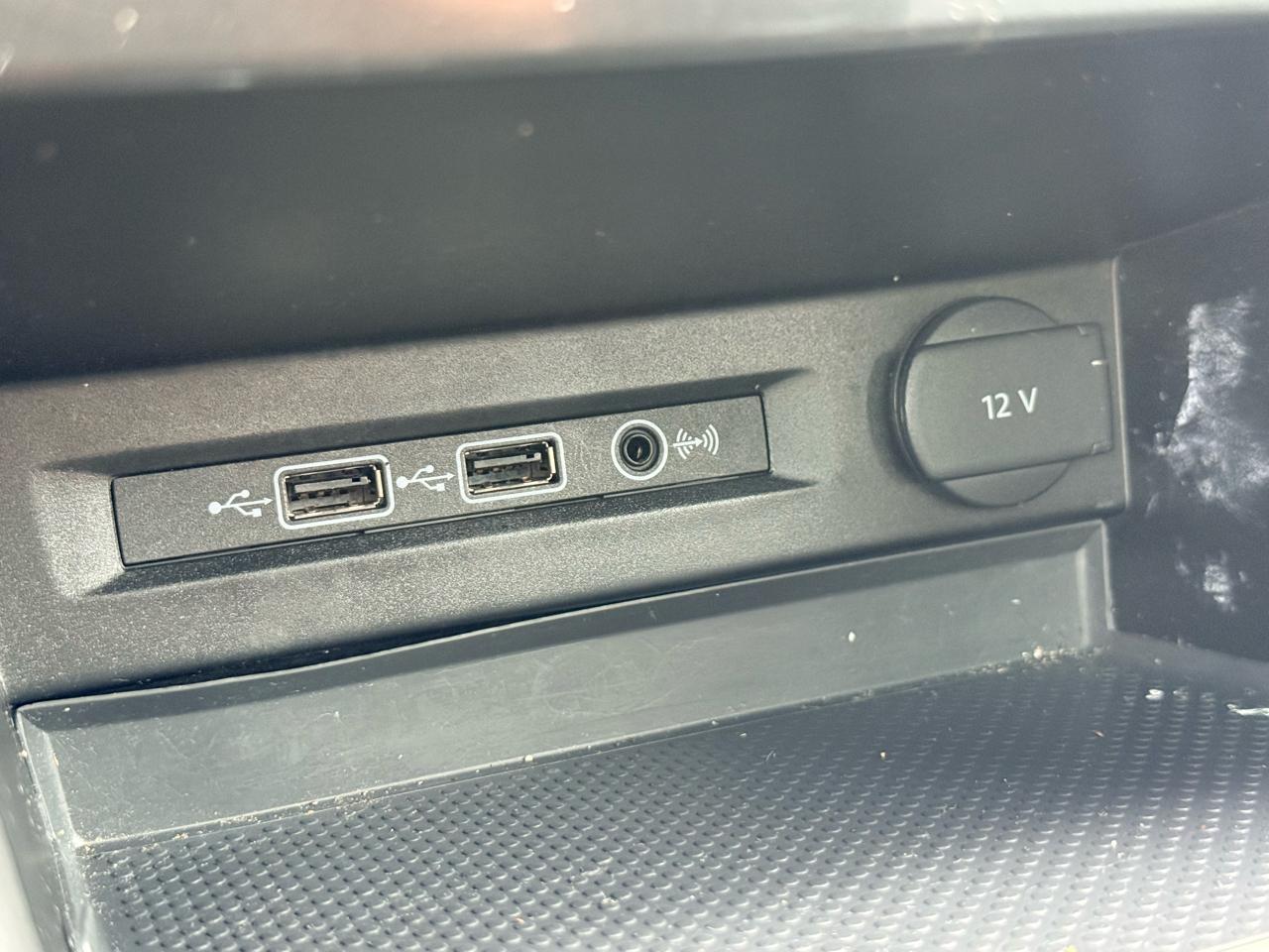 Volkswagen Tiguan SEL Premium 4D SUV 4Motion 2018