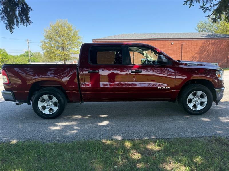 RAM 1500 Tradesman Crew Cab SB 4WD 2020