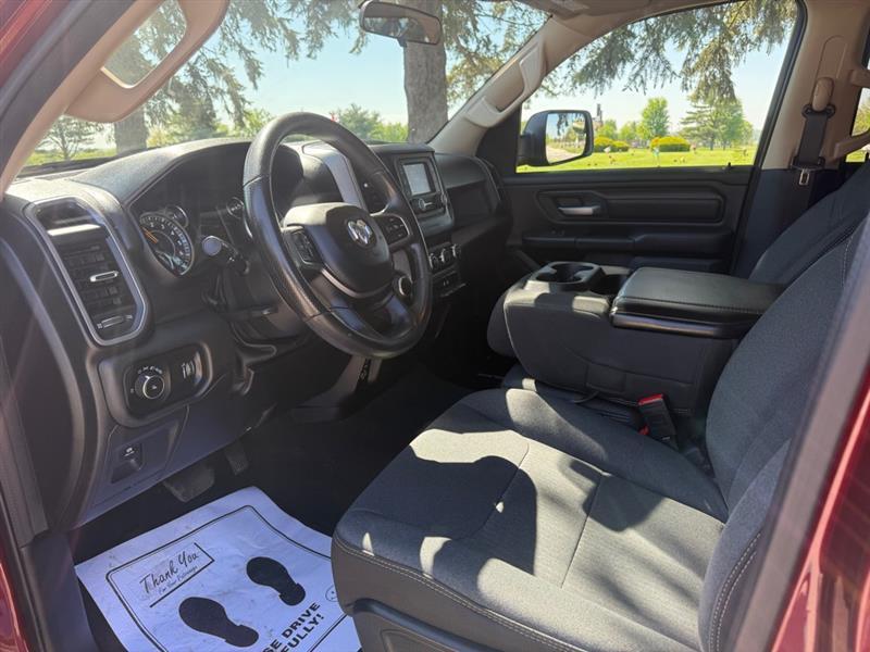 RAM 1500 Tradesman Crew Cab SB 4WD 2020