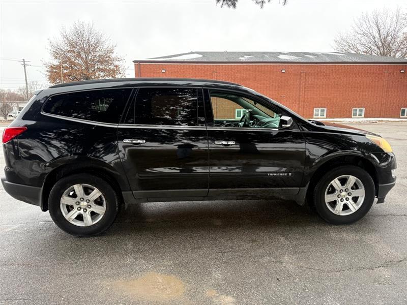 Chevrolet Traverse LT1 FWD 2009