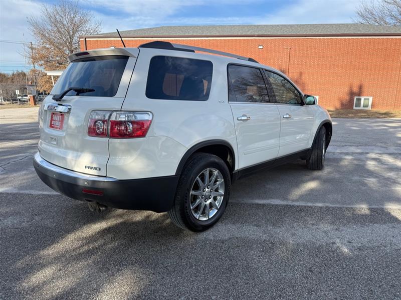 GMC Acadia SLT-2 AWD 2011